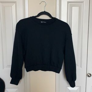 Zara long sleeve cropped sweatshirt